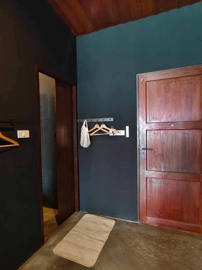 Mr Black & Ms White -Self Check In Accommodation بانكوك المظهر الخارجي الصورة