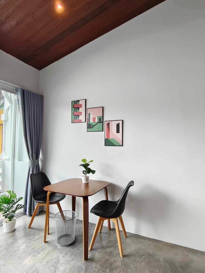 Mr Black & Ms White -Self Check In Accommodation بانكوك المظهر الخارجي الصورة