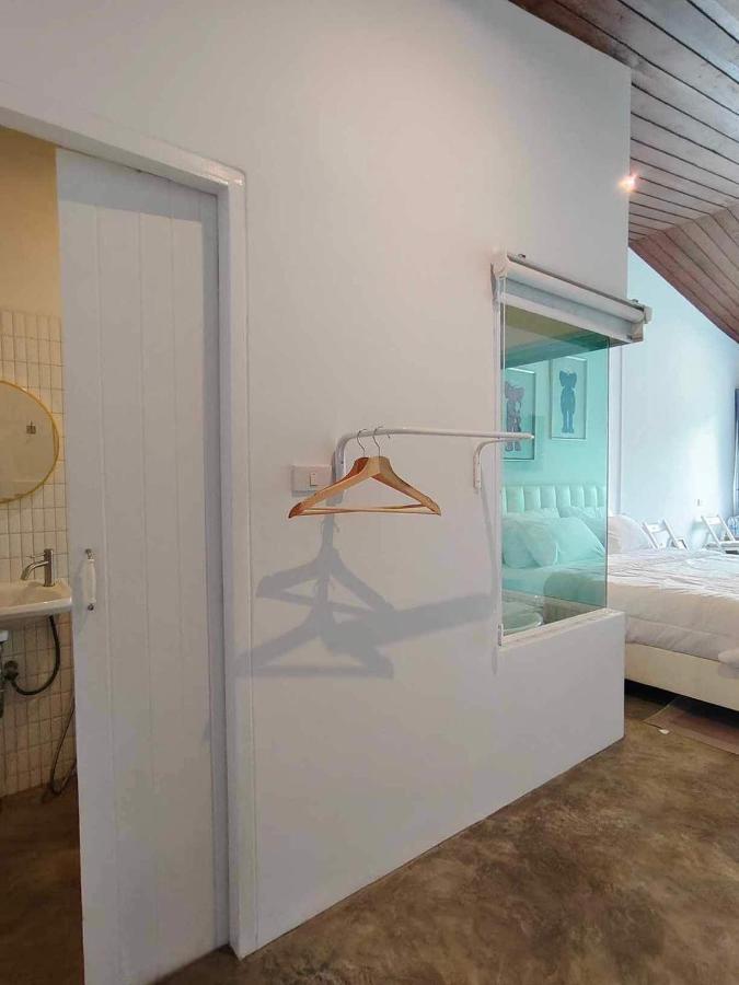 Mr Black & Ms White -Self Check In Accommodation بانكوك المظهر الخارجي الصورة