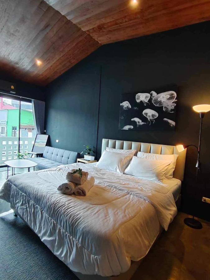 Mr Black & Ms White -Self Check In Accommodation بانكوك المظهر الخارجي الصورة