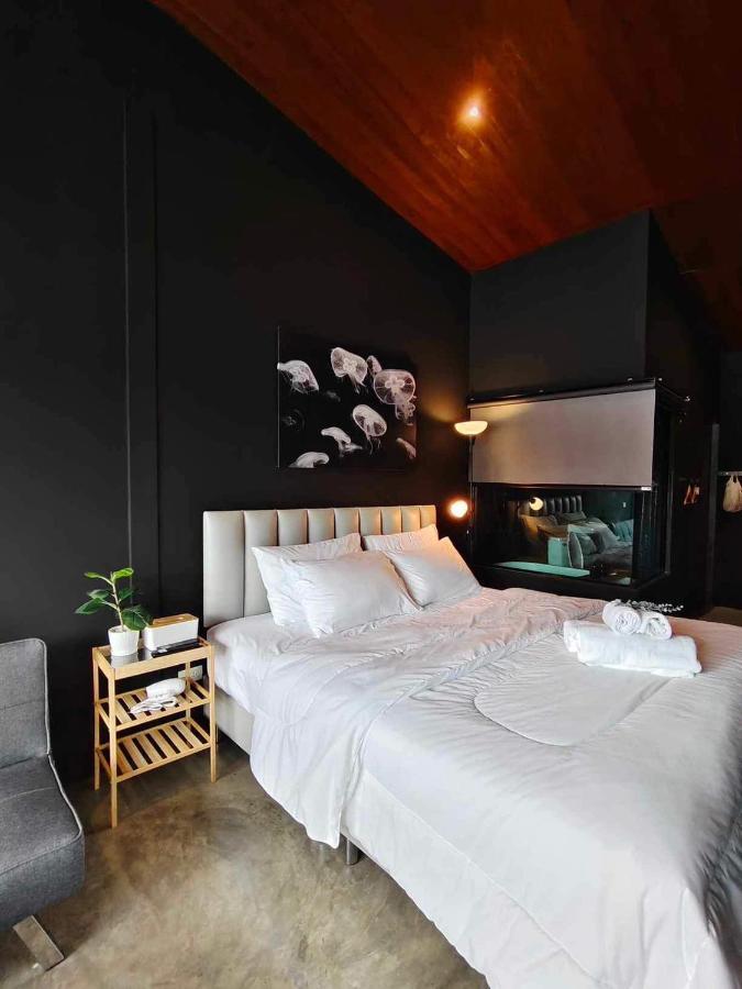 Mr Black & Ms White -Self Check In Accommodation بانكوك المظهر الخارجي الصورة