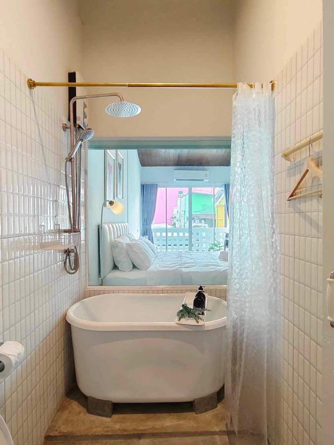 Mr Black & Ms White -Self Check In Accommodation بانكوك المظهر الخارجي الصورة