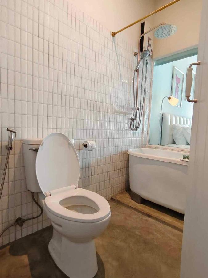 Mr Black & Ms White -Self Check In Accommodation بانكوك المظهر الخارجي الصورة